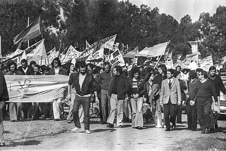 Resultado de imagen para junio de 1973 ezeiza fotos